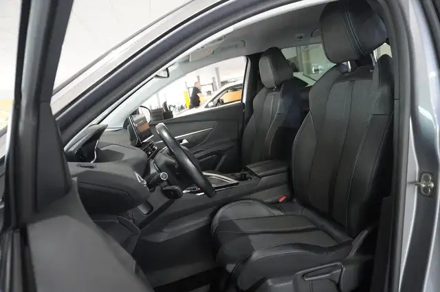 Peugeot 3008 view 15