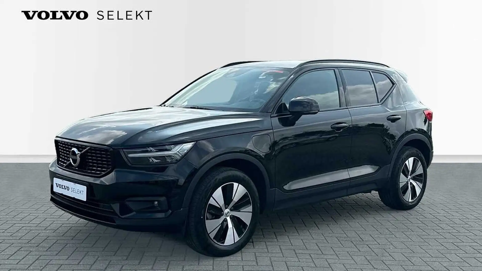 Volvo XC40 T4 Plug-in Hybrid | Recharge R-Design Expression Schwarz - 1