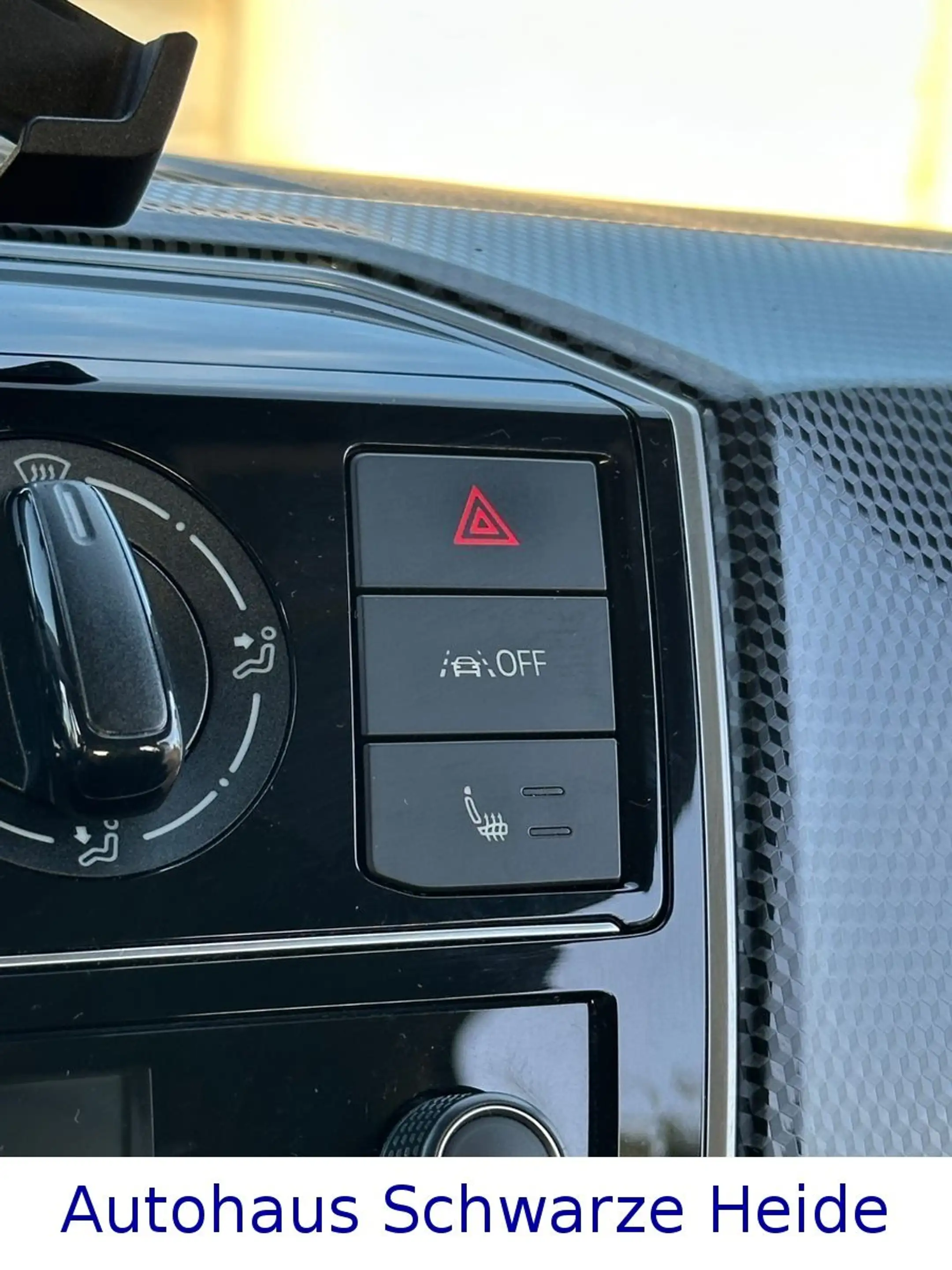 Volkswagen up! UP! 1.HAND*KAMERA*SITZHEIZUNG*TEMPO*DAB+*BLTOOTH — photo 13