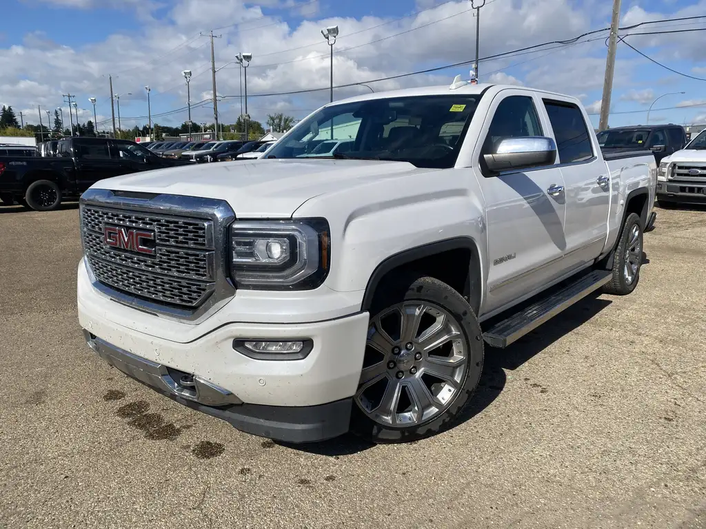 2017 GMC Sierra 1500 Crew Cab Denali — photo 2
