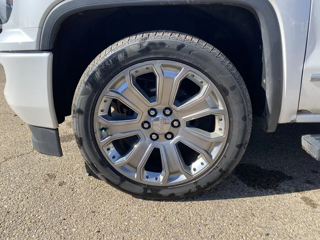 2017 GMC Sierra 1500 Crew Cab Denali — photo 4
