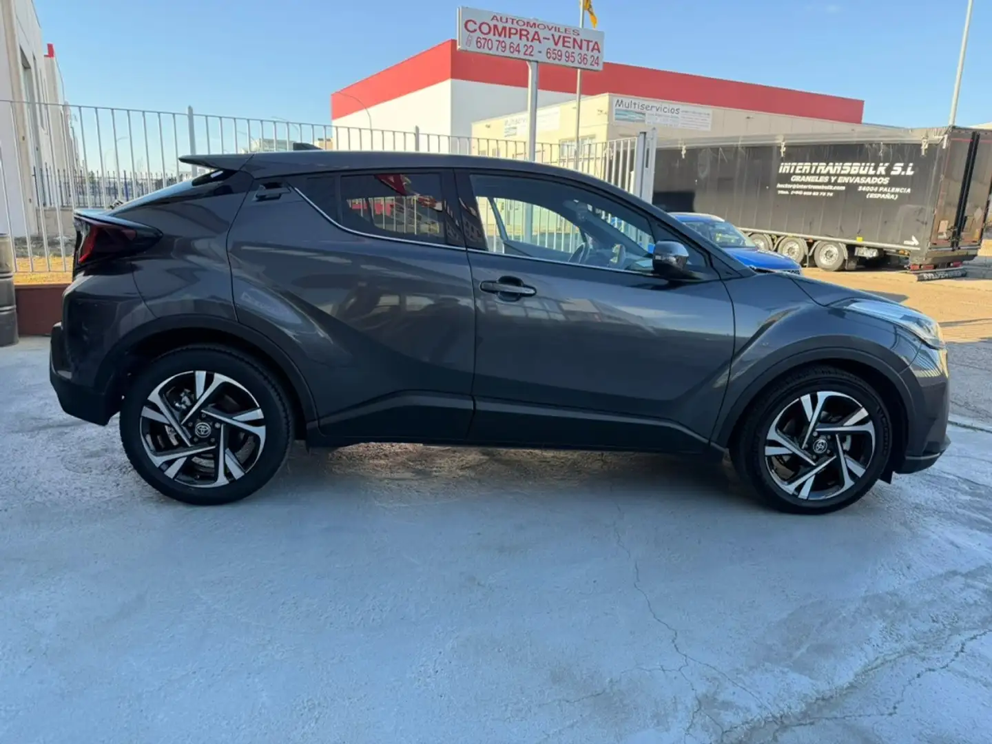 Toyota C-HR 125H Advance Gris - 1