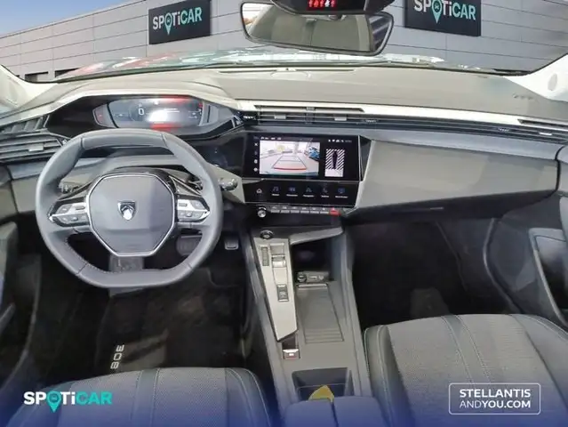 Peugeot 308 view 8