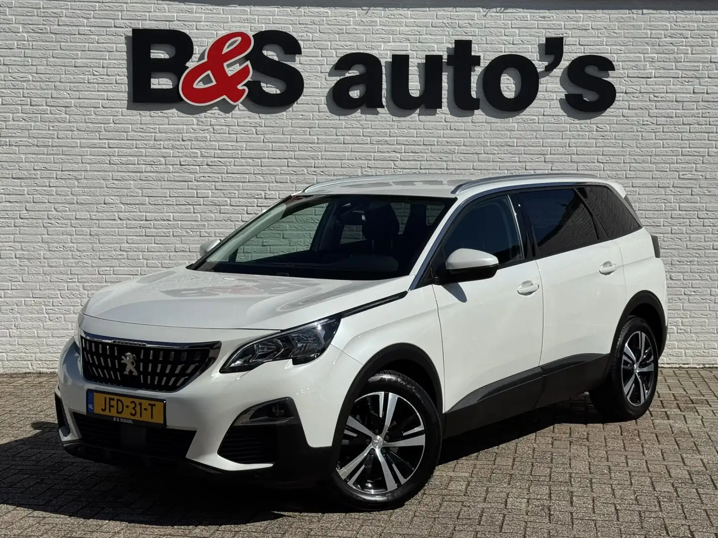 Peugeot 5008 1.2 PureTech Blue Lease Premium Avantage Automaat Wit - 1