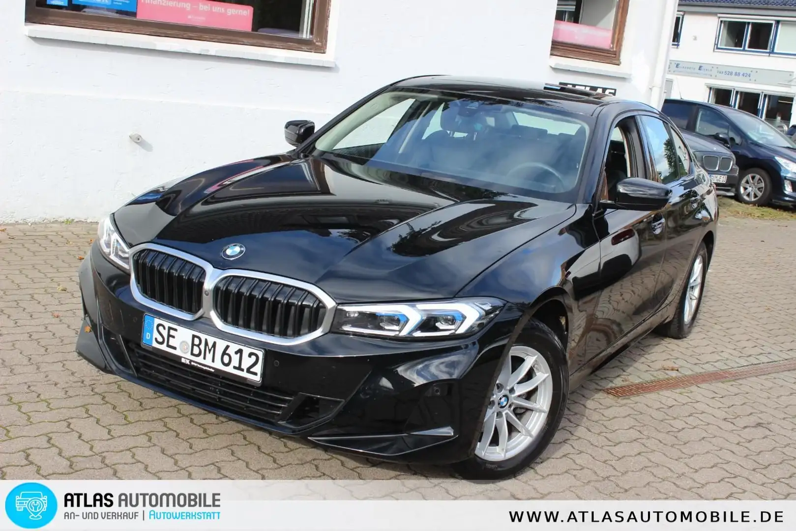BMW 318 i Aut Leder=NAVI=LED leuchte=e.HGSD=1.Hand Schwarz - 1
