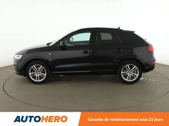 Audi Q3 view 3