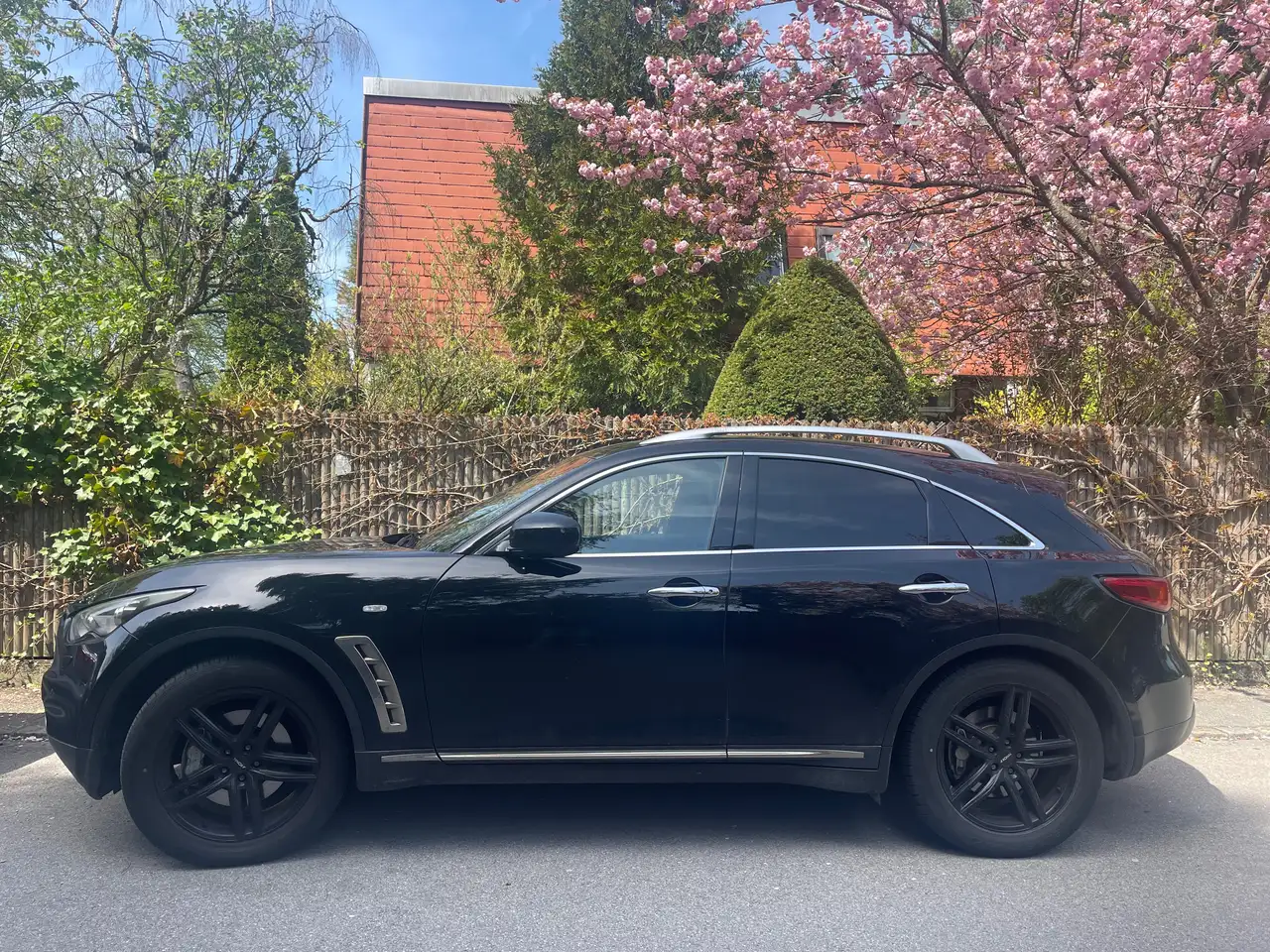 Infiniti FX