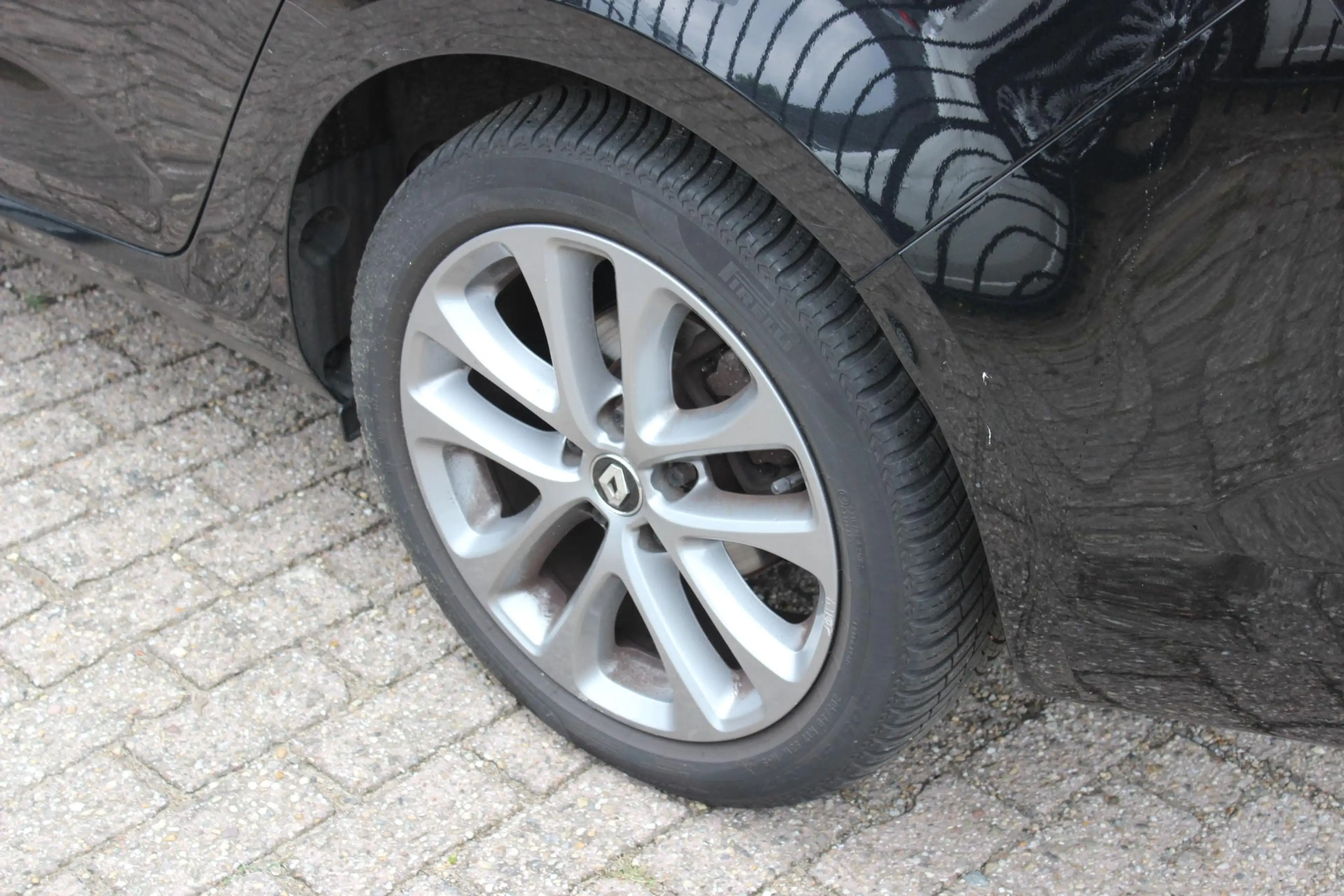 Renault Megane Estate 1.2 TCe Bose — photo 10