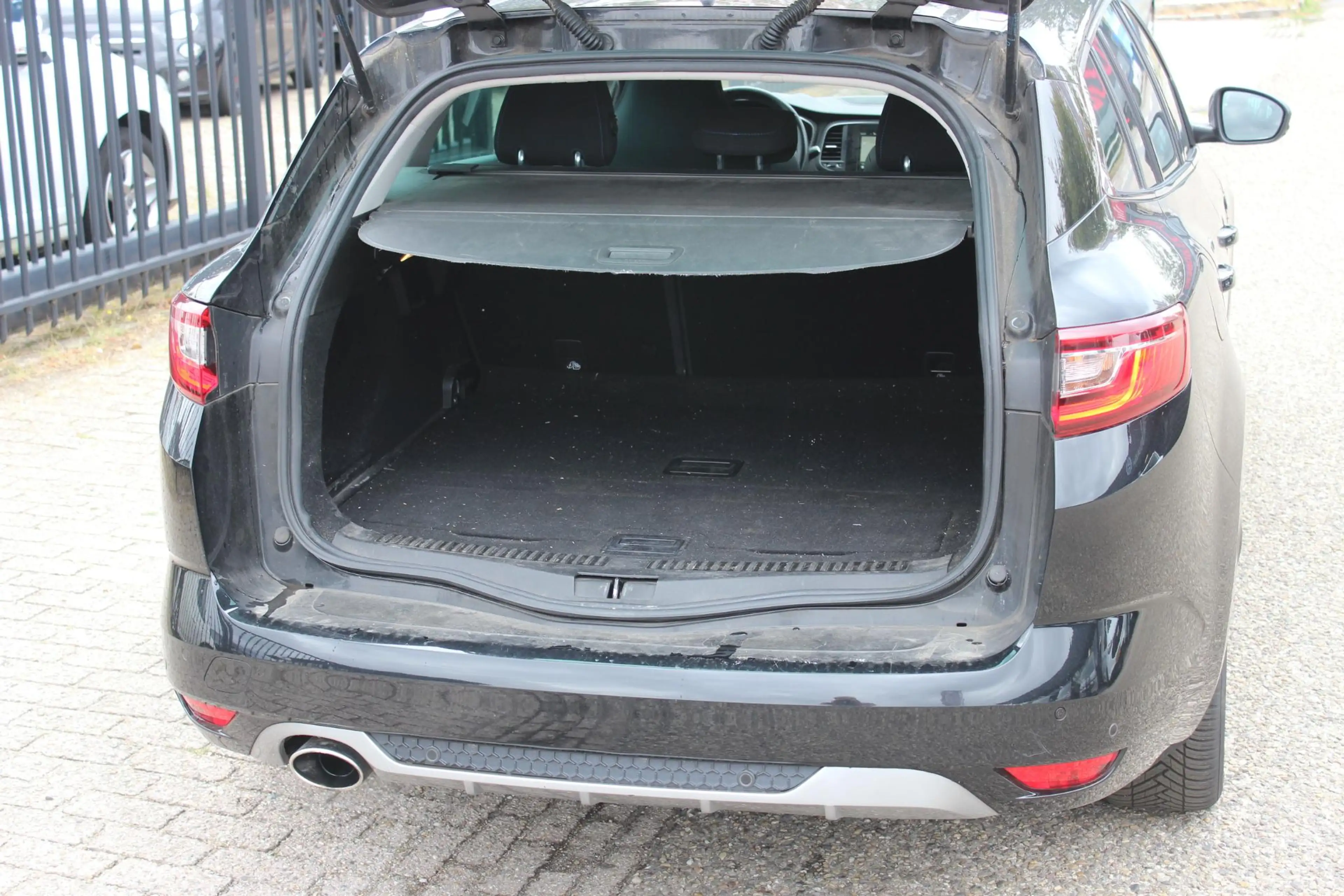 Renault Megane Estate 1.2 TCe Bose — photo 9