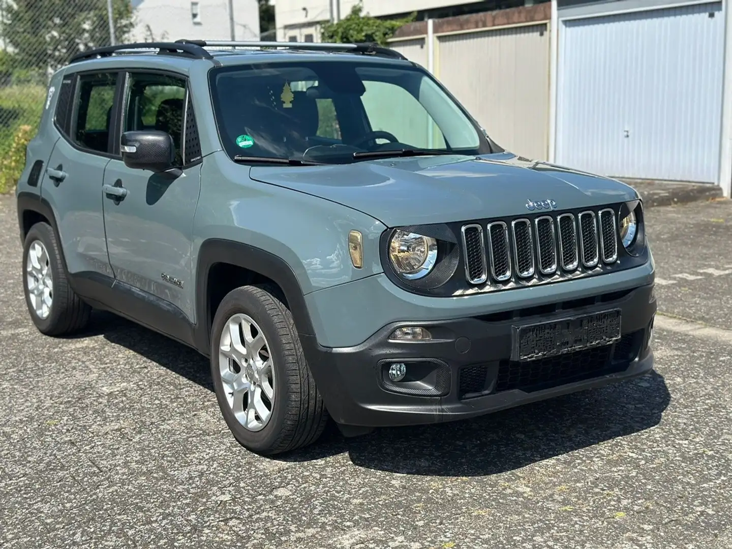 Jeep Renegade 1,4i 16V Longitude /Klima/AHK /Navi/Alu/ Optik Pkt Grau - 1