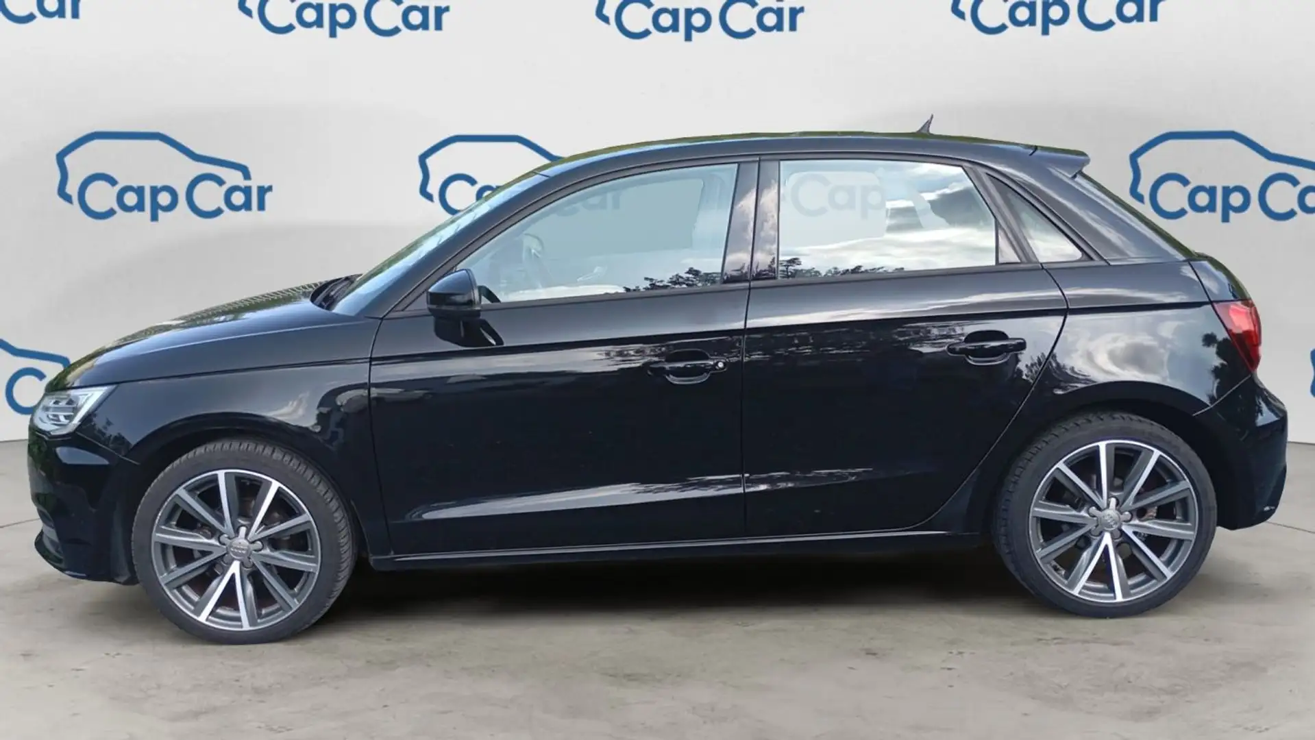 Audi A1 I 1.0 TFSI 95 S-Tronic 7 Ambition Luxe - Automatiq Noir - 2