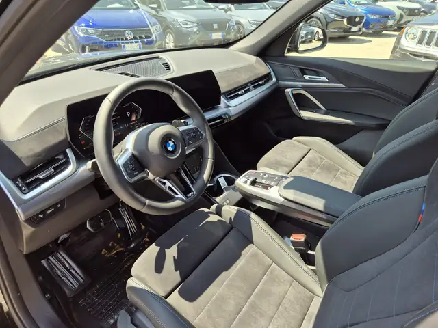 BMW X1 view 6