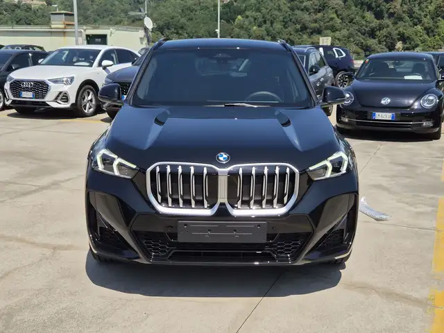 BMW X1 view 2
