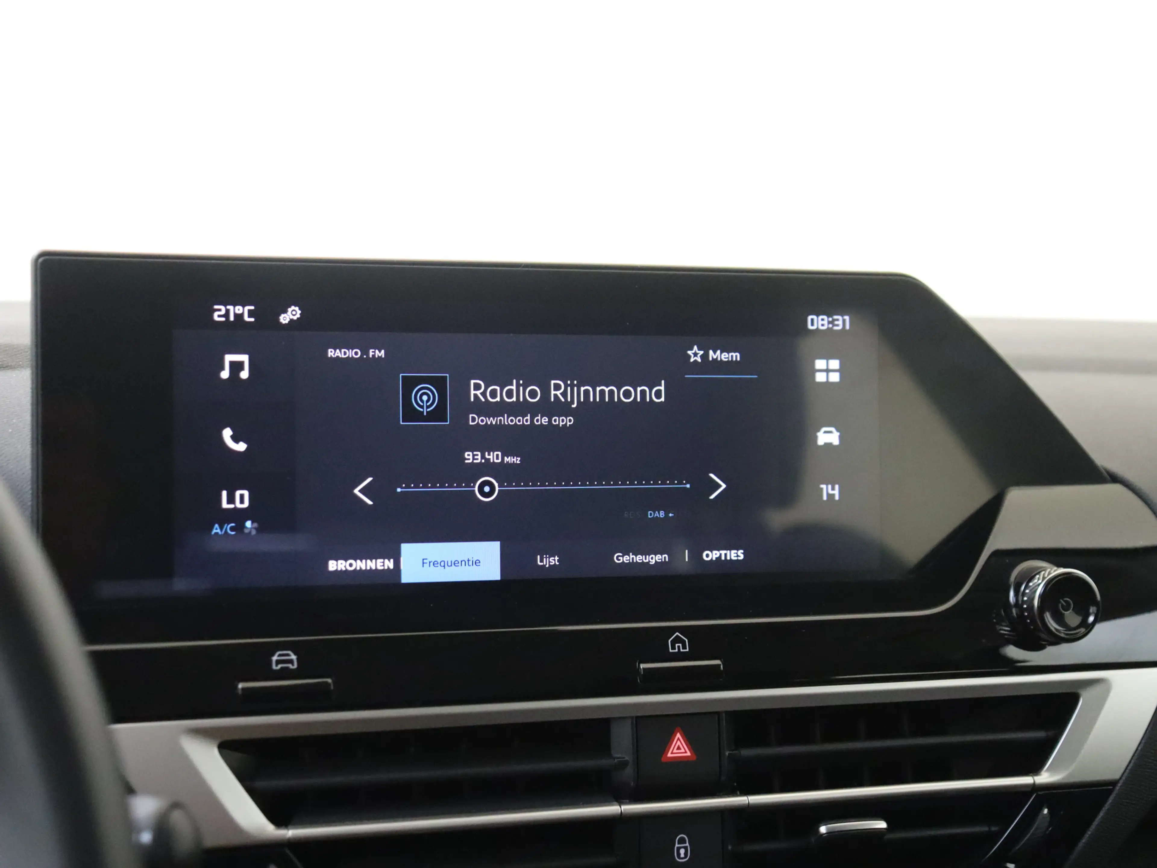 Citroen E-C4 Electric You 50 kWh — photo 15