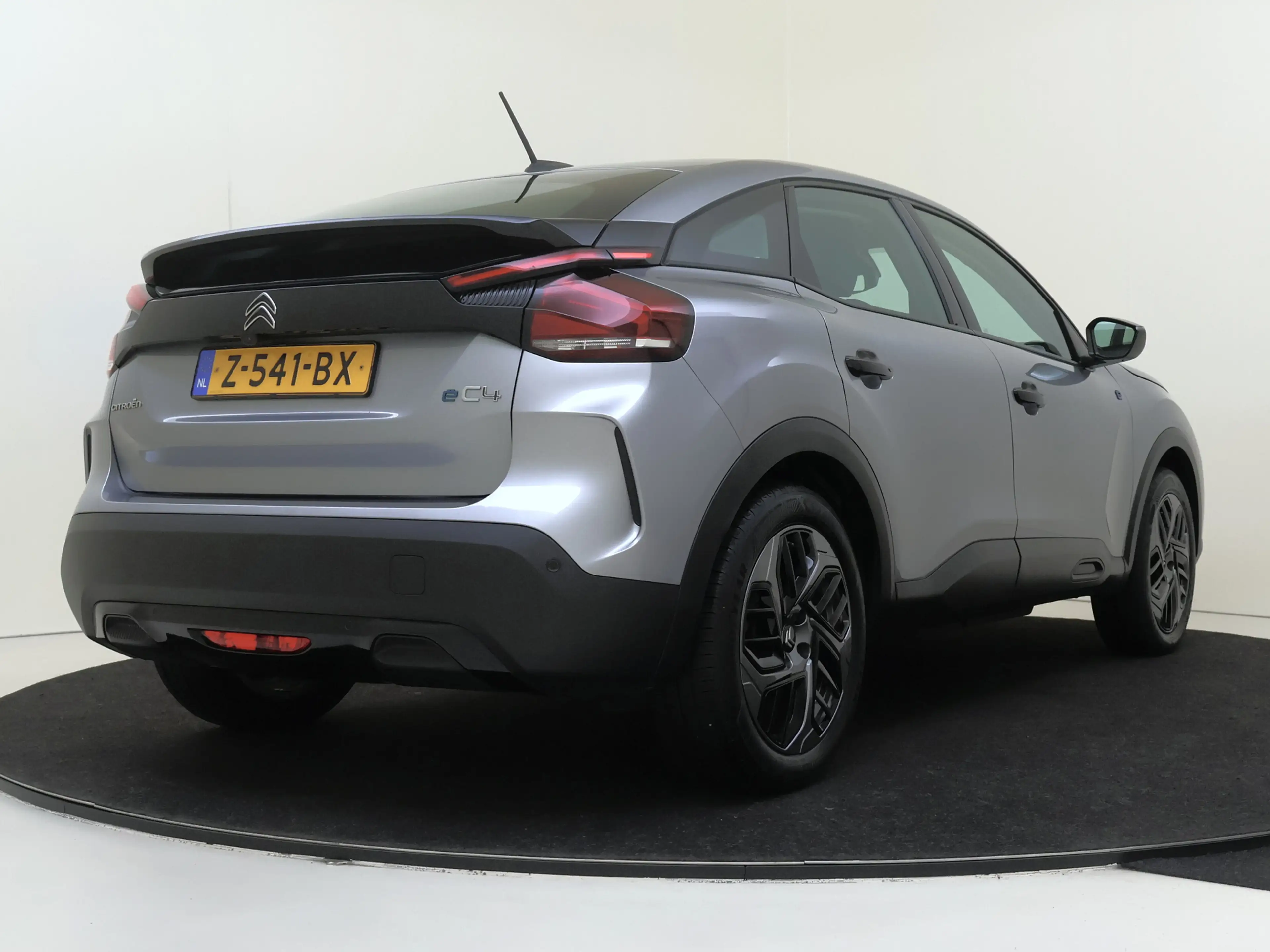 Citroen E-C4 Electric You 50 kWh — photo 11