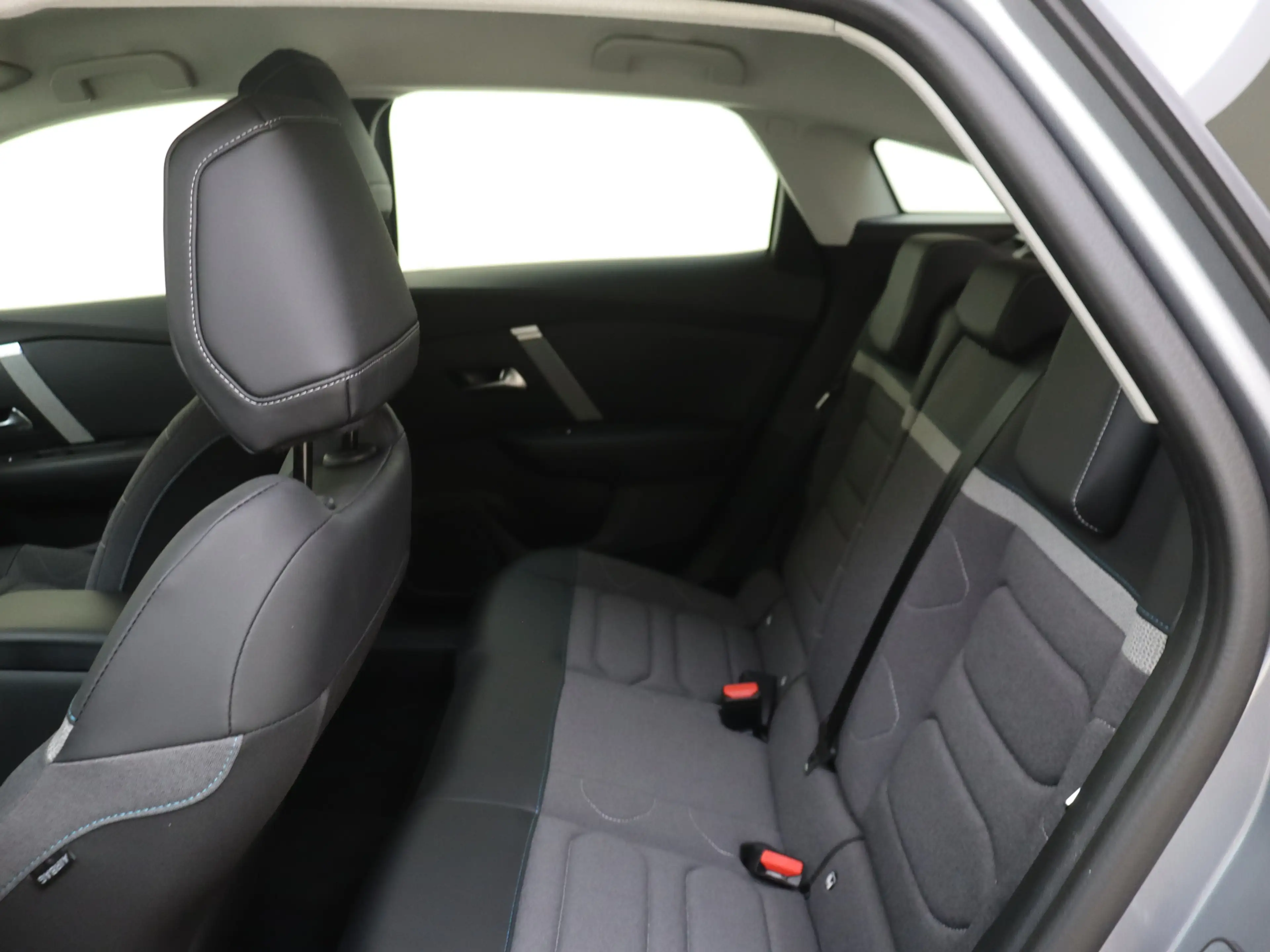 Citroen E-C4 Electric You 50 kWh — photo 12