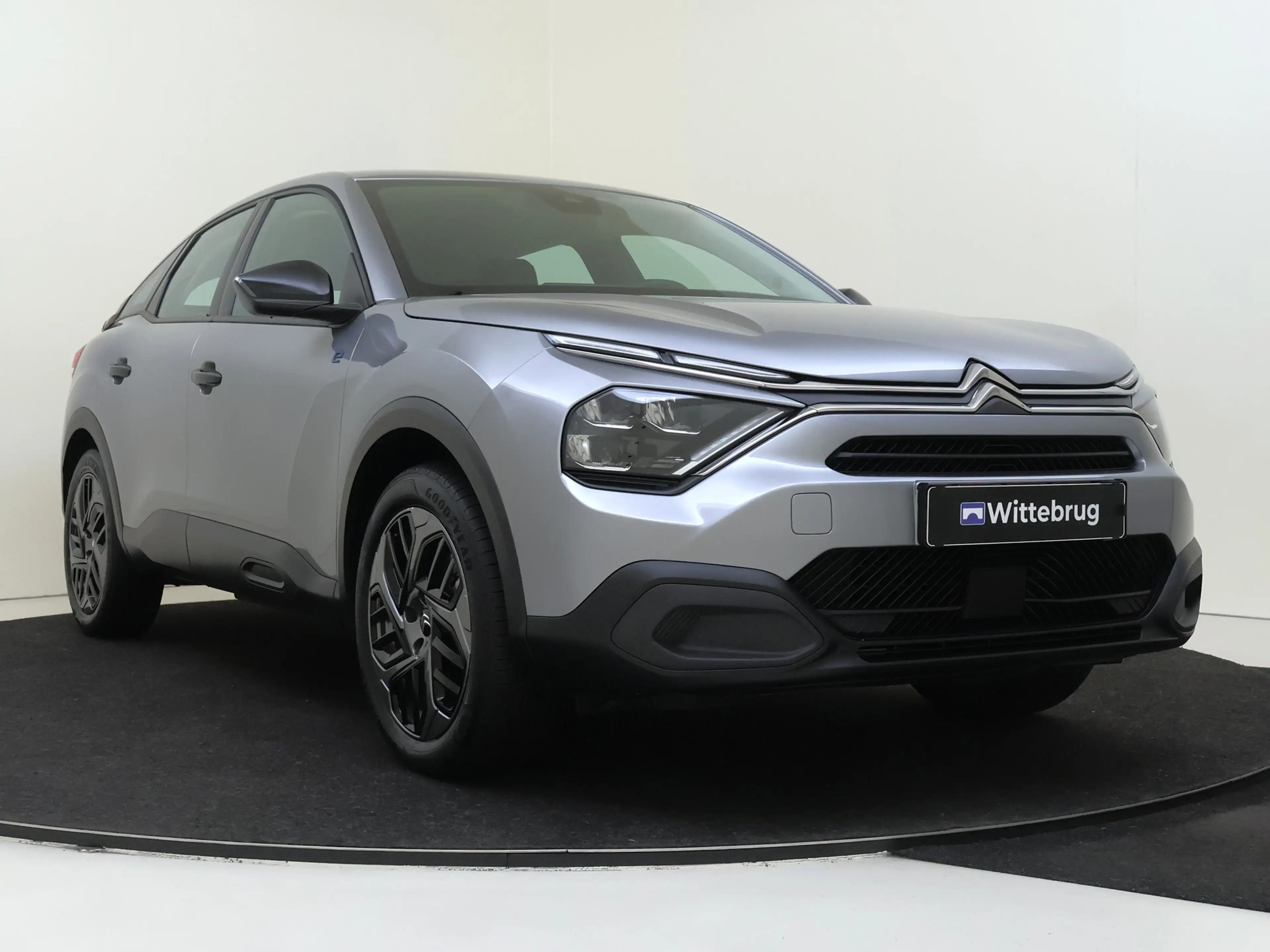 Citroen E-C4 Electric You 50 kWh — photo 3
