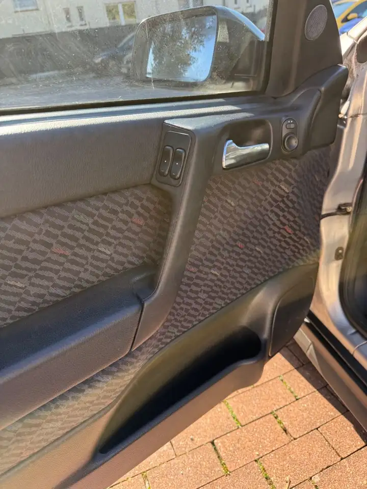 Opel Astra 1.2 16V Edition 2000 TÜV 05/2028, foto 10