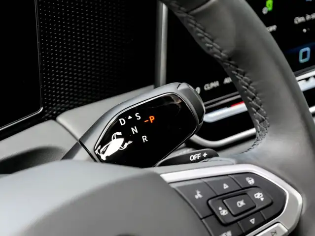 Volkswagen Tiguan view 9