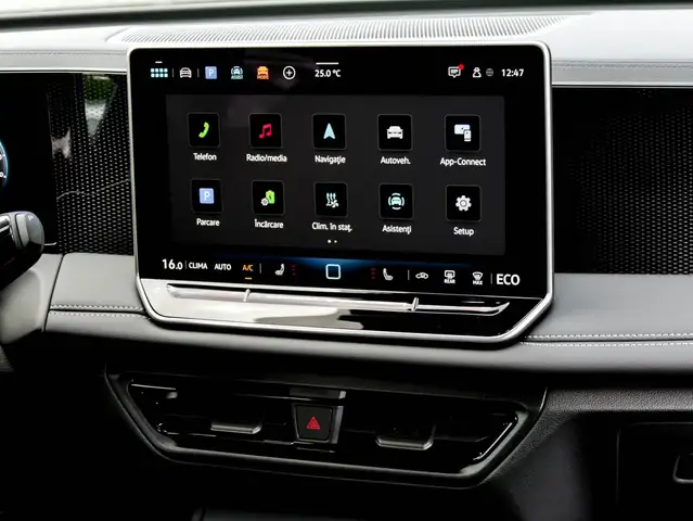Volkswagen Tiguan view 7