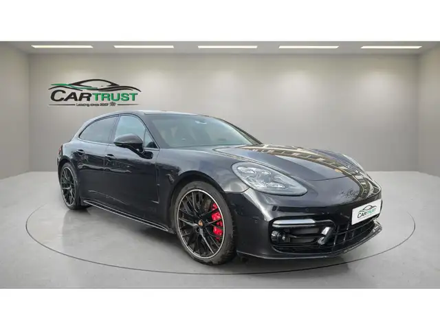 Porsche Panamera GTS Sport Turismo