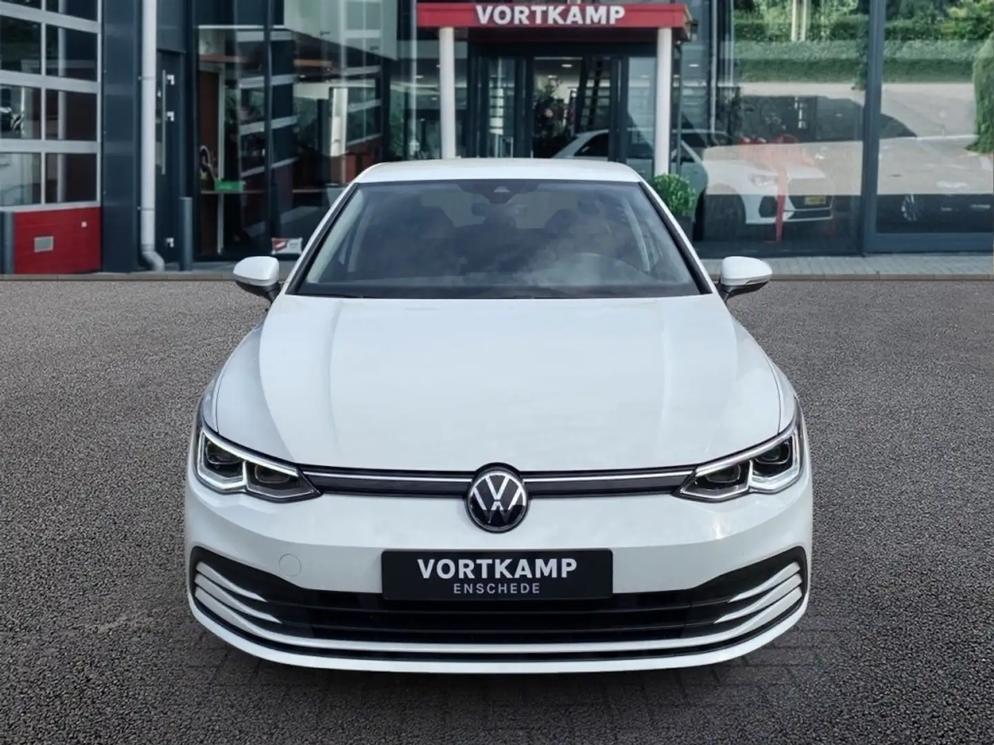 Volkswagen Golf 1.5 TSI  LIFE BUSINESS NAVI/CAMERA/ACC/LED/CARPLAY Wit - 2