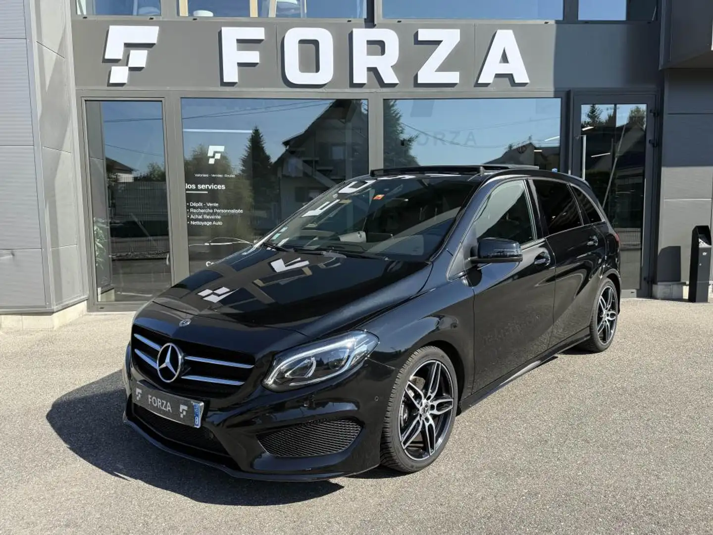 Mercedes-Benz B 200 200D - BV 7G-DCT  Fascination Amg Line -Toit Ouvrant Noir - 1