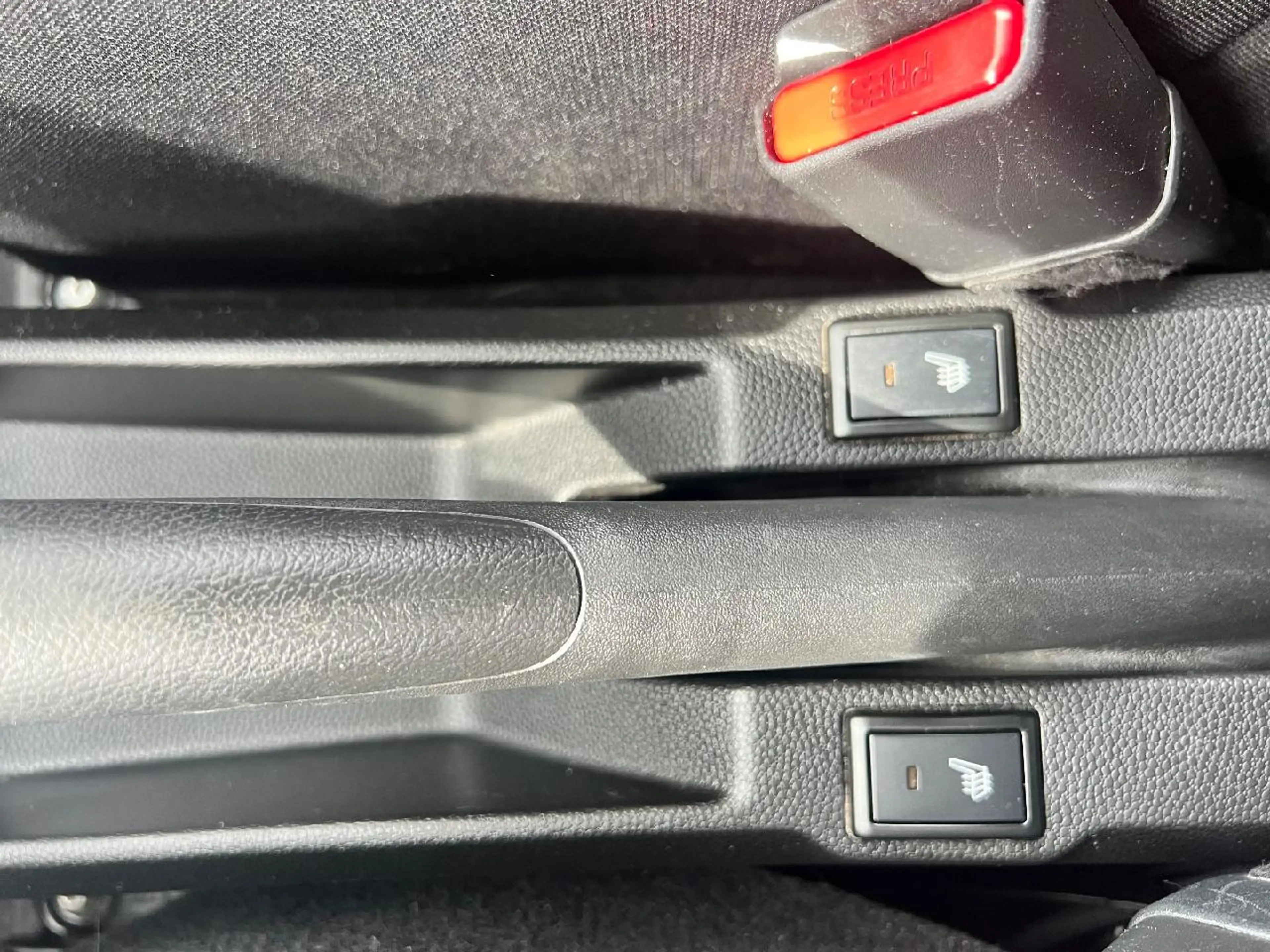 Suzuki Ignis Comfort — photo 9