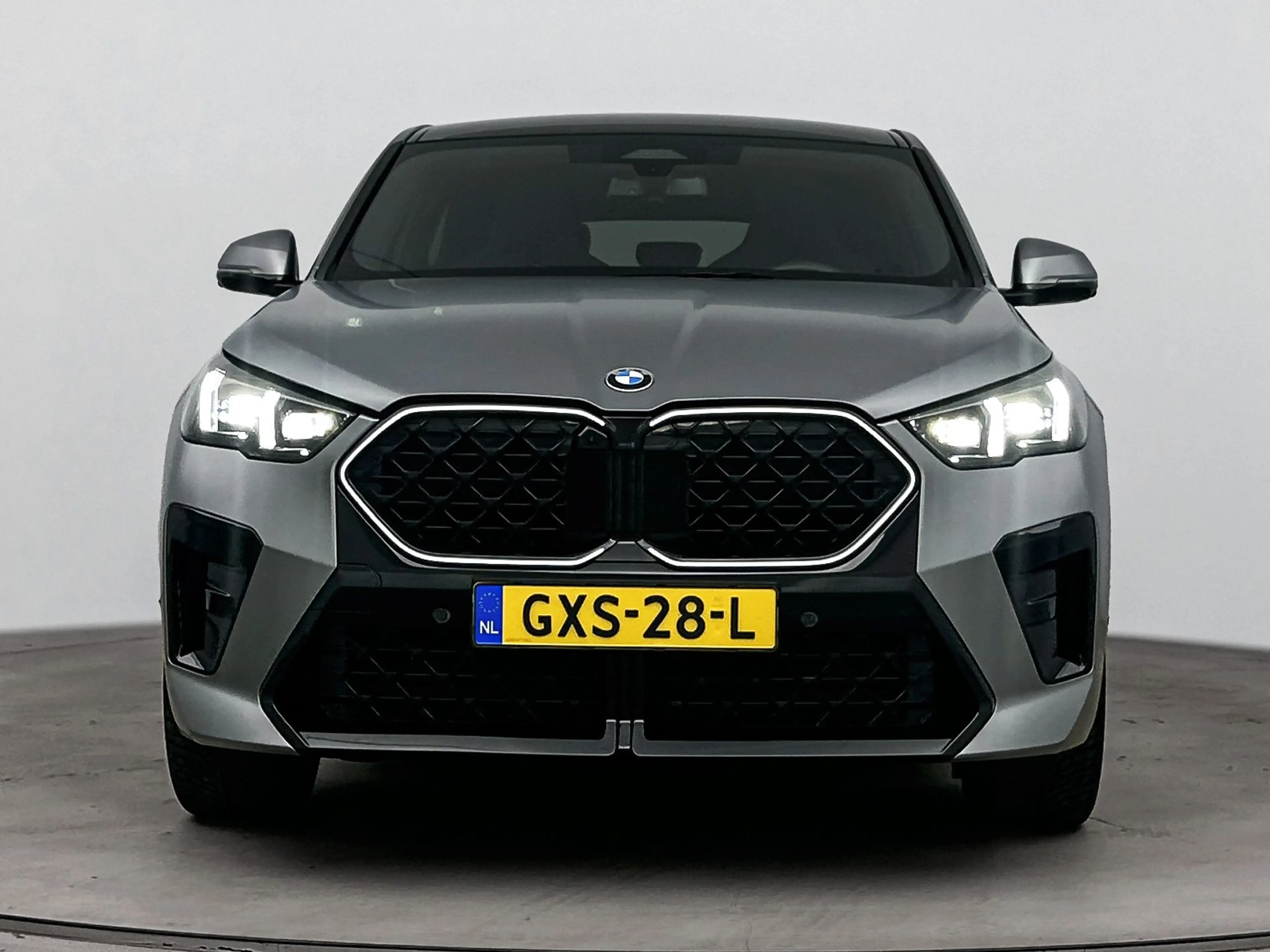 BMW X2 sDrive20i M Sport Automaat / Panoramadak / M Sport — photo 5