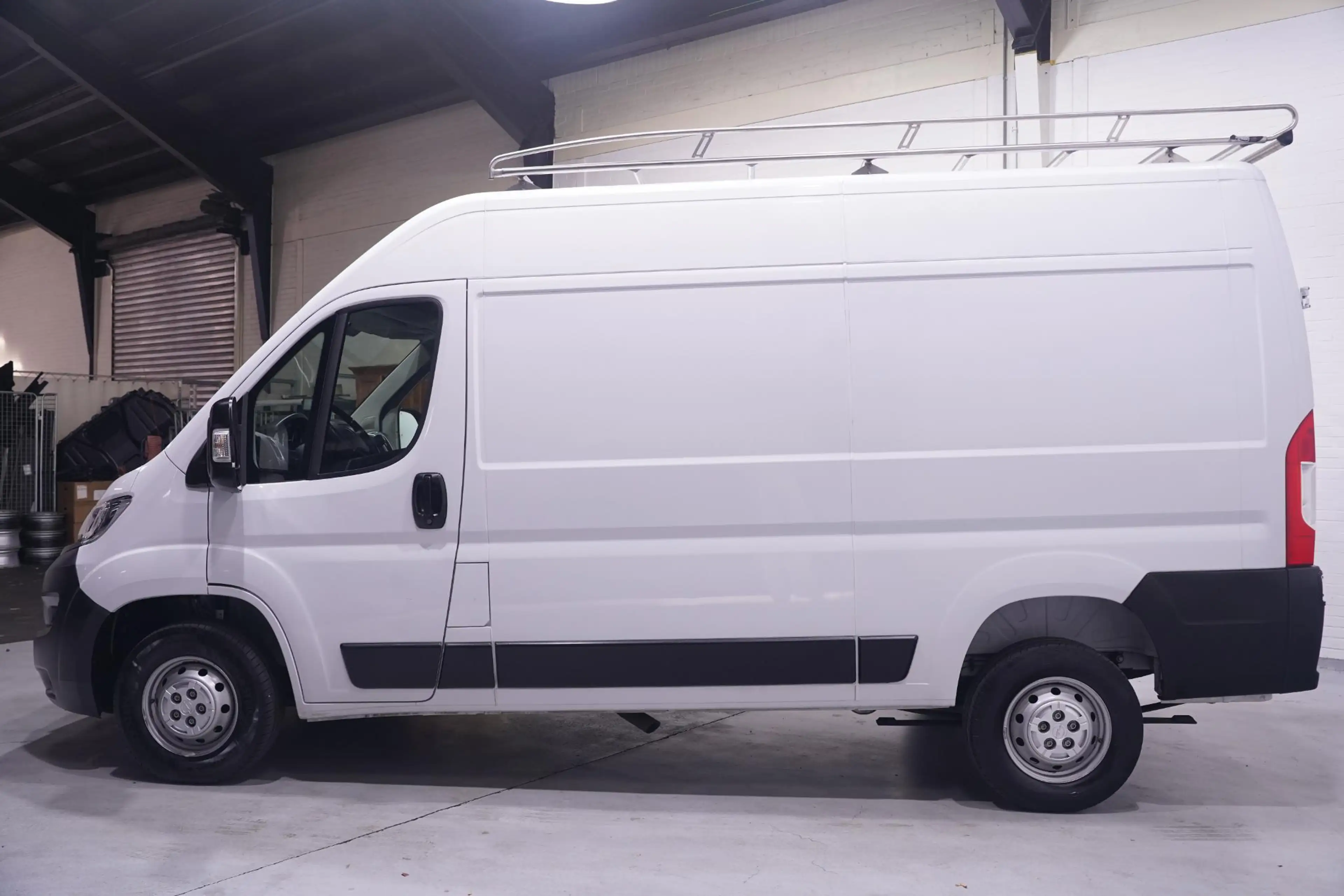 Opel Movano 2.2D 140 pk L2H2 Imperiaal met Trap, Trekhaak Navi — photo 7
