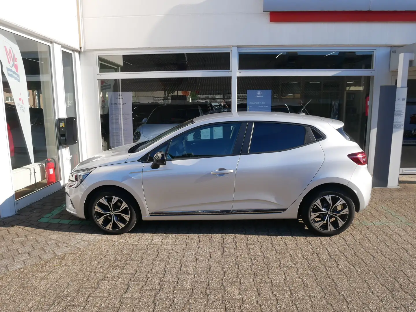 Renault Clio Evolution TCe 90 Grau - 2