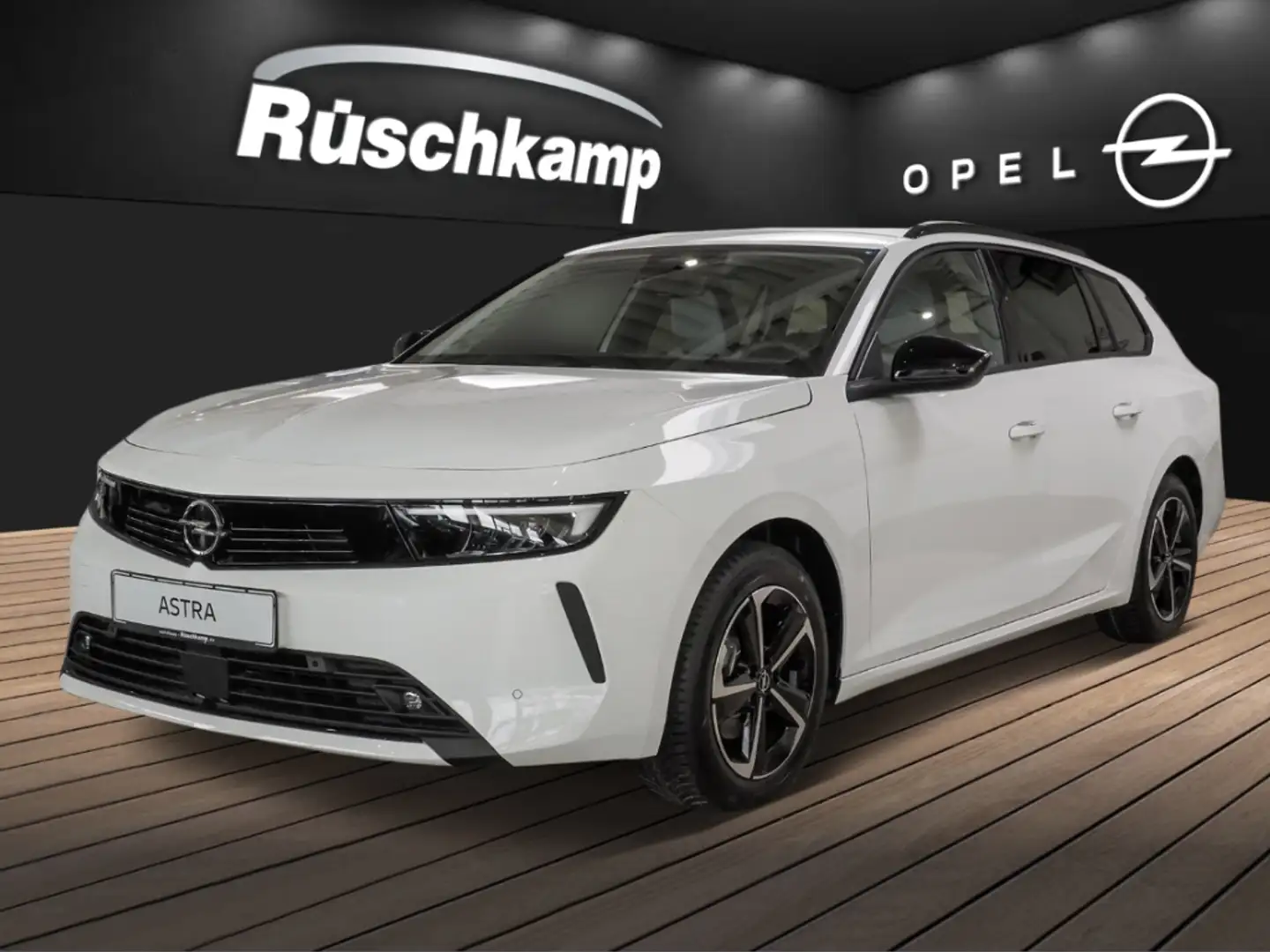 Opel Astra L Sports Tourer Enjoy 1.2 RückKam Voll-LED SHZ PDC Weiß - 1