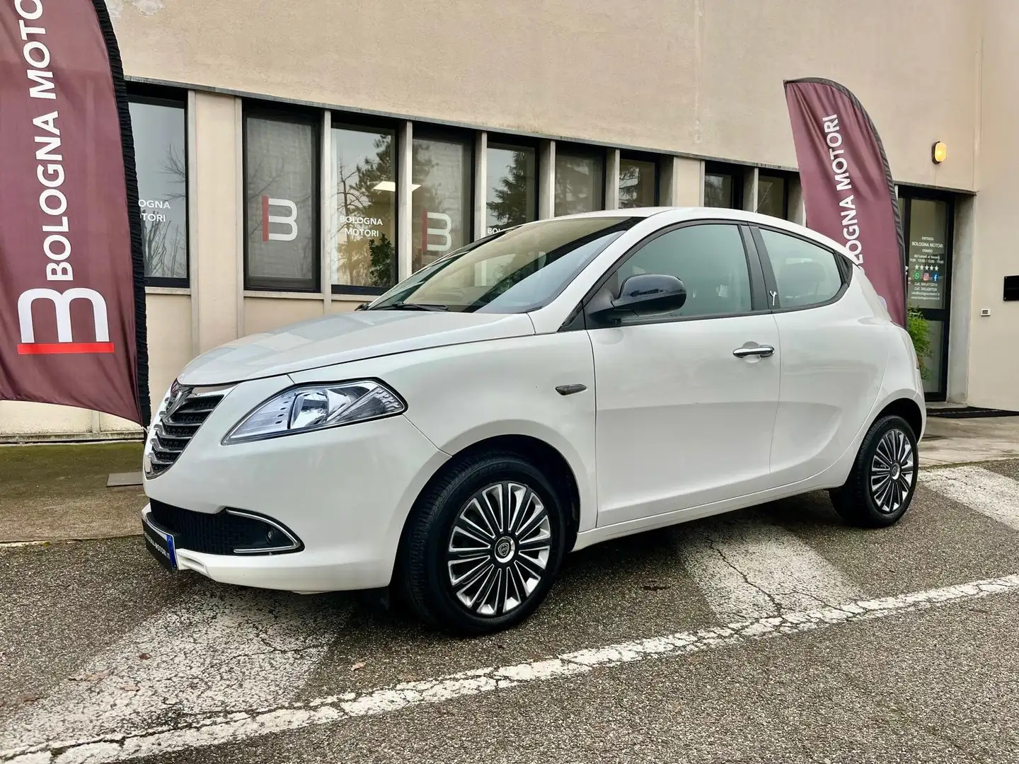 Lancia Ypsilon PRIMO PREZZO IN ITALIA - 1.3 MJT Bianco - 1