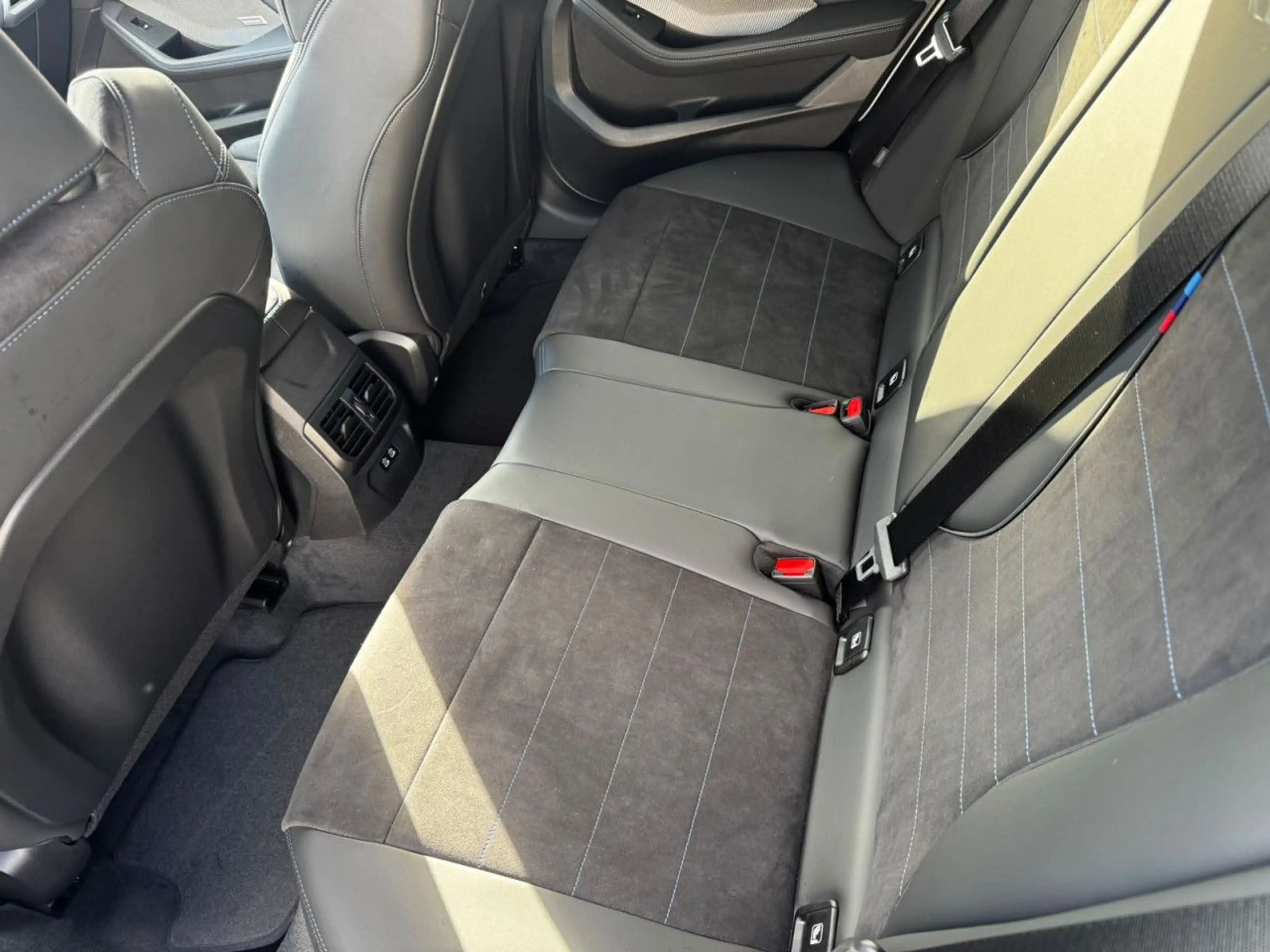 BMW 120 M Sport DrivAss. AHK Ha/Ka Kamera Sitzh. 18" — photo 11