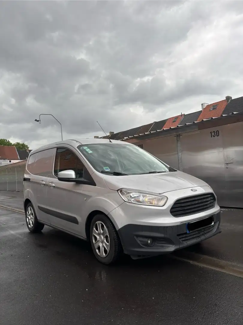 Ford Transit Courier 1.5 tdci - 1