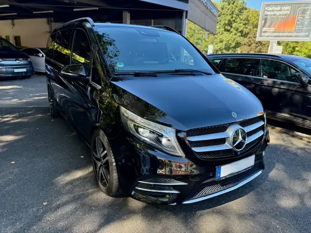 Mercedes-Benz V 300 4M AMG Lang Burm. 360° Distronic Kühlfach