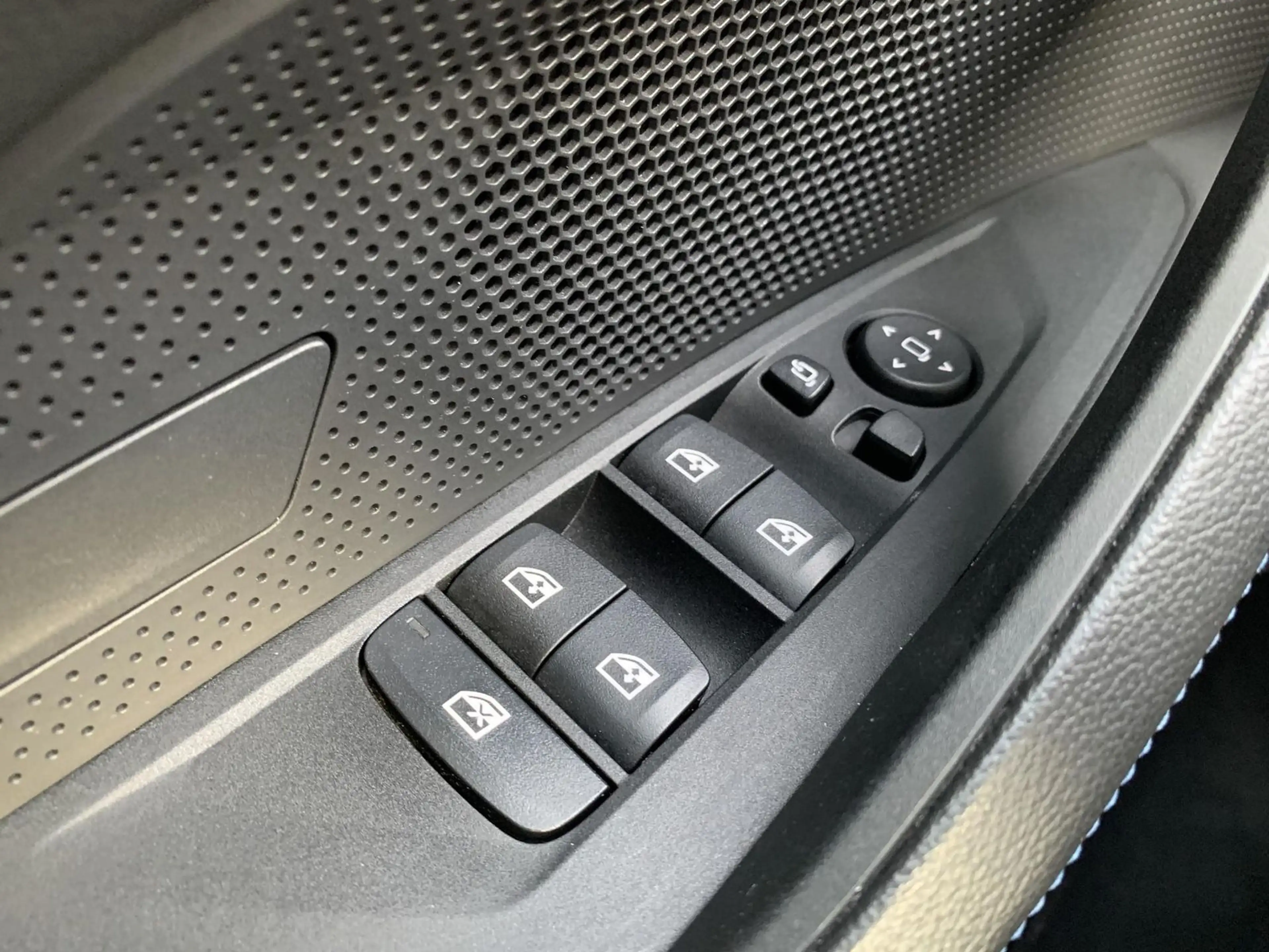 BMW 420 420d xDrive Gran Coupé M Sport Standhzg+HUD+HIFI — photo 27