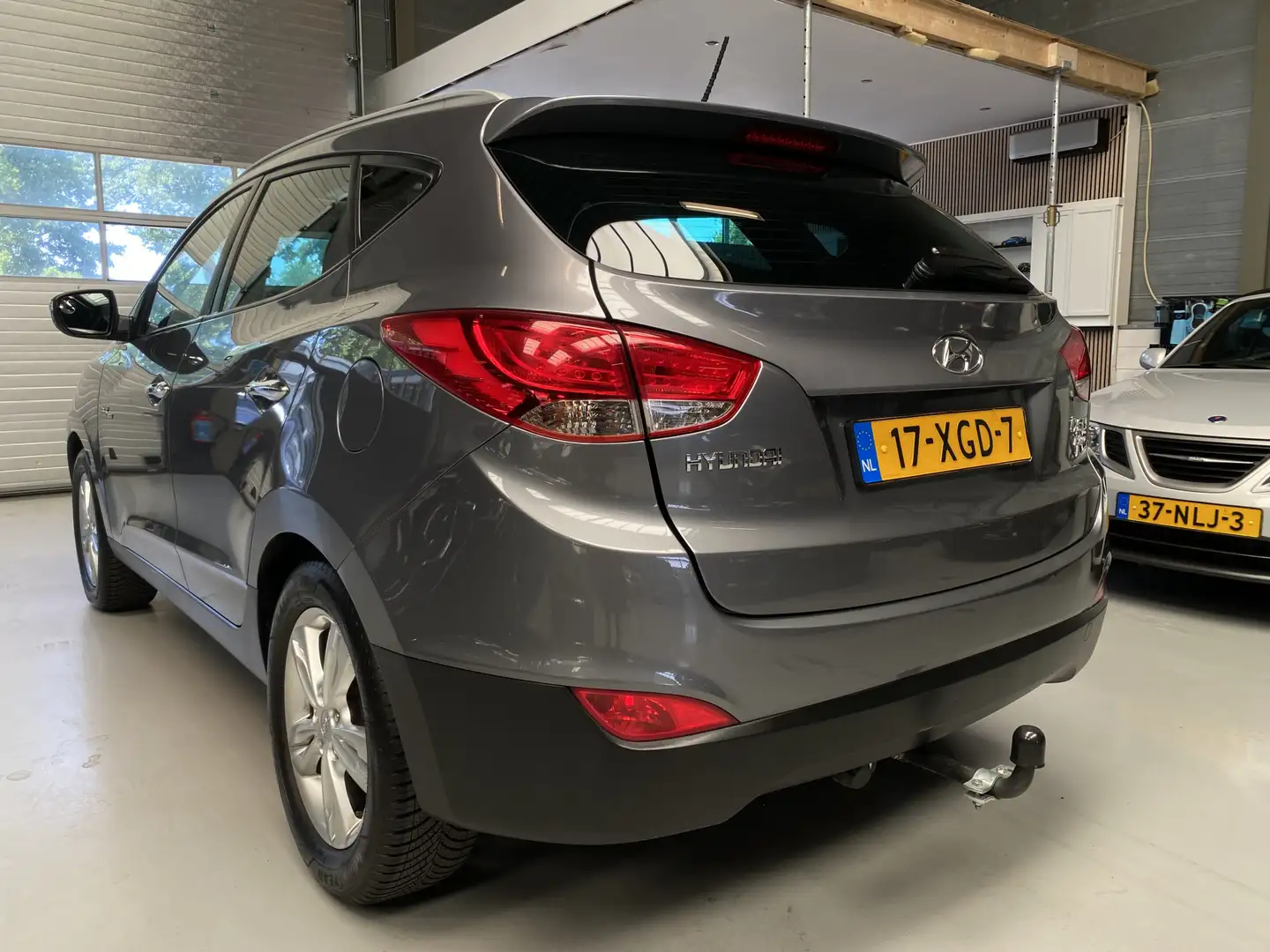 Hyundai iX35 1.6i GDI Style Panorama-dak, Trekhaak Grijs - 2