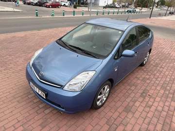 1.5 16v VVT-i Executive