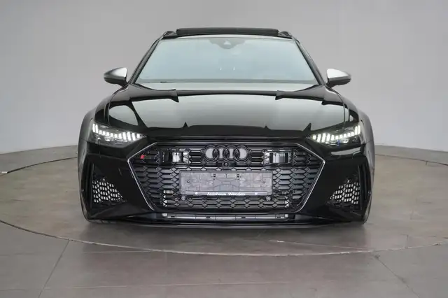 Audi RS6 view 2