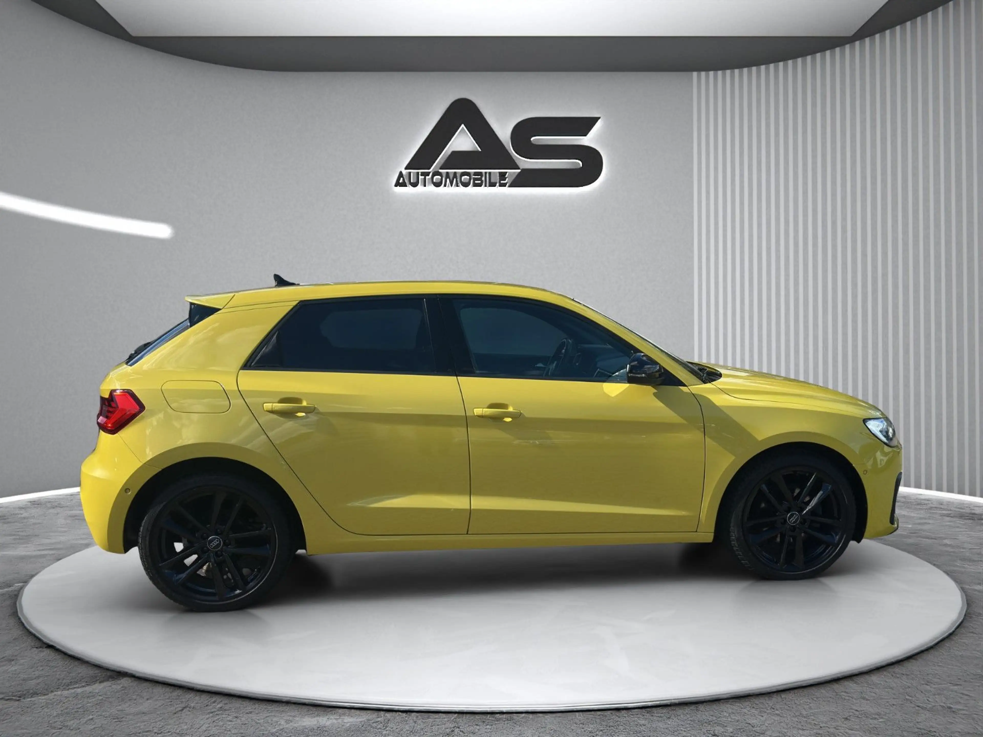 Audi A1 Sportback 35 TFSI S-Line advanced B&O — photo 8