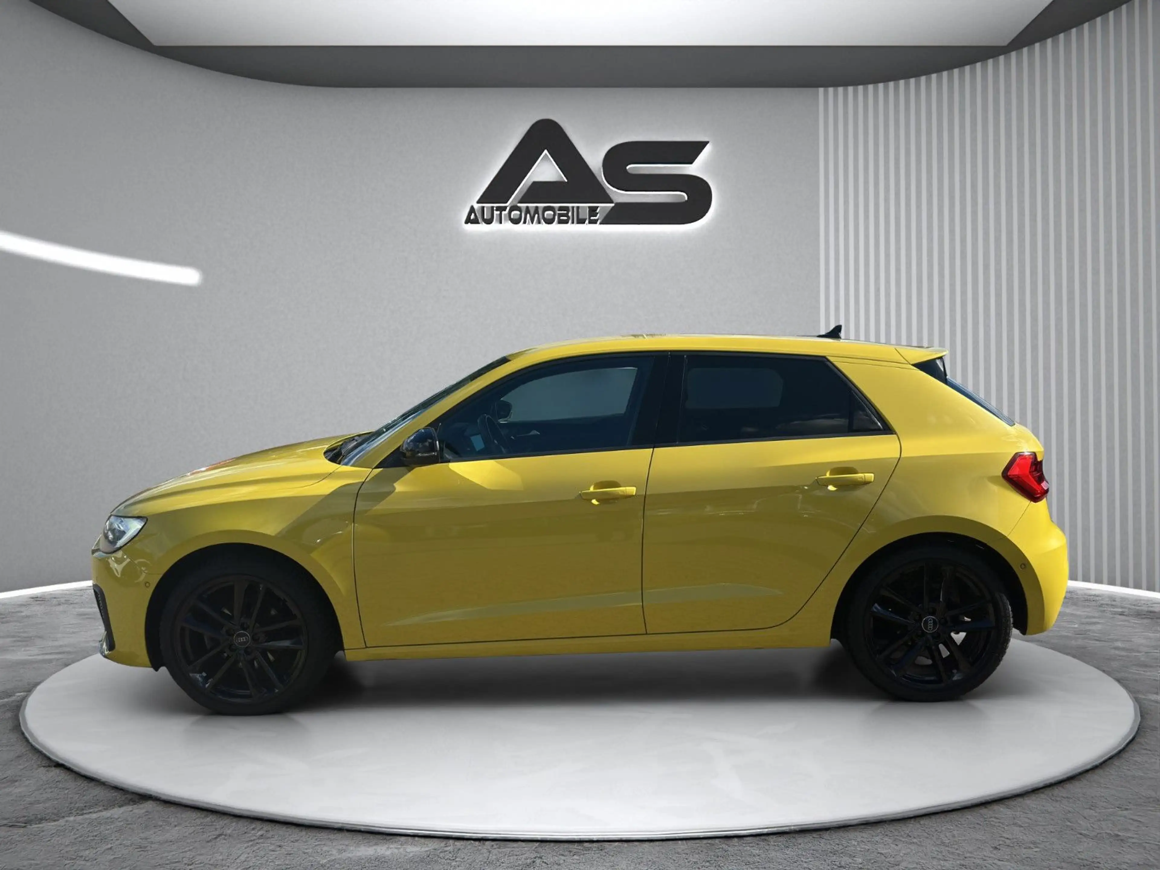 Audi A1 Sportback 35 TFSI S-Line advanced B&O — photo 4