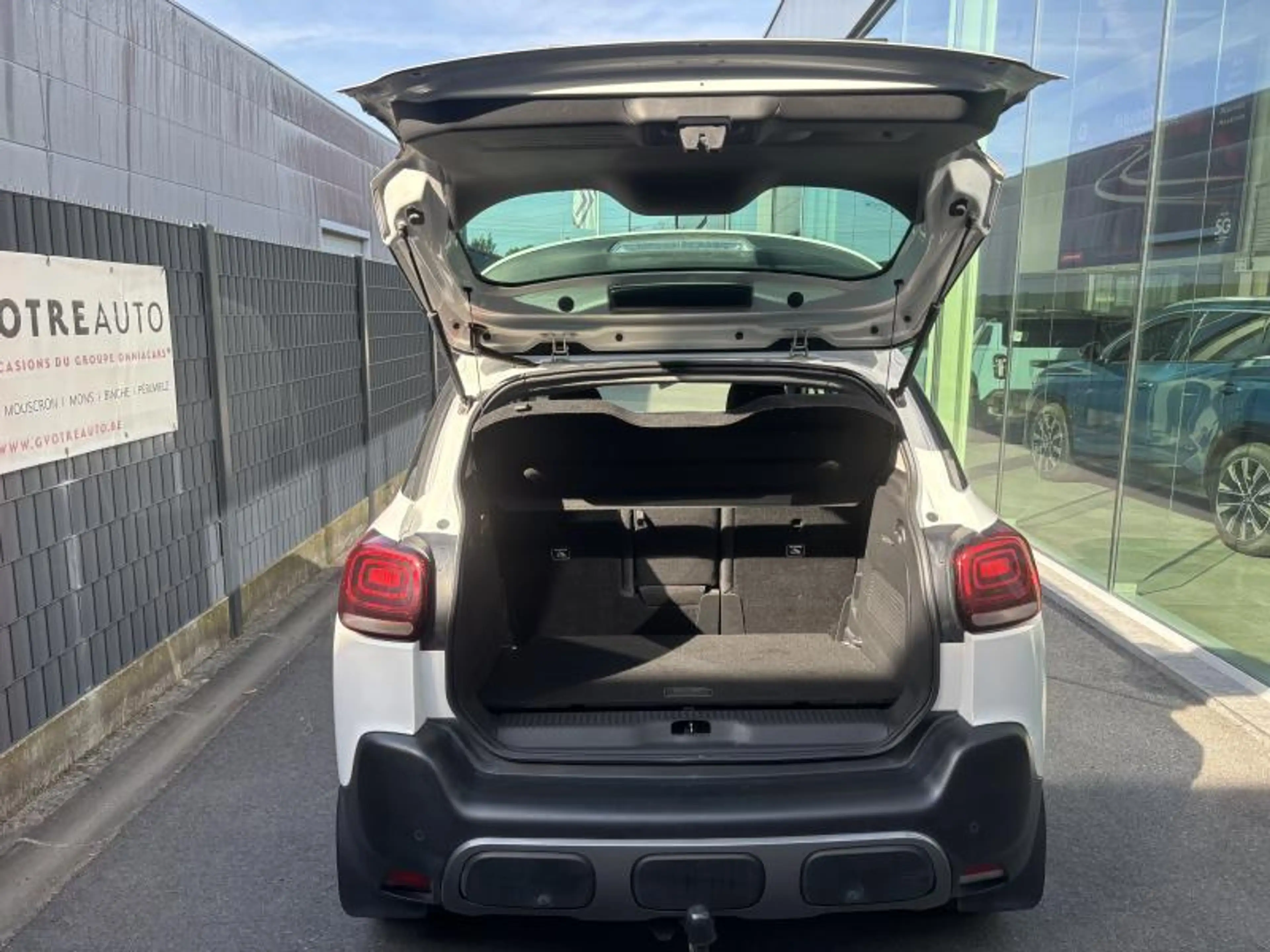 Citroen C3 Aircross shine hdi 120 auto — photo 7
