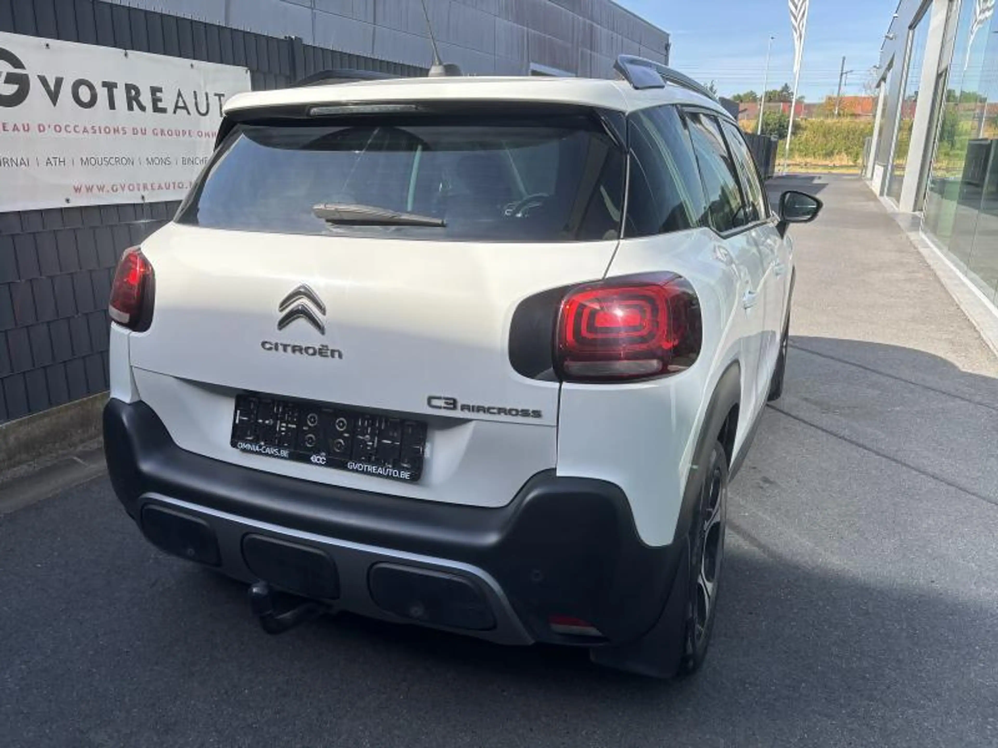 Citroen C3 Aircross shine hdi 120 auto — photo 4