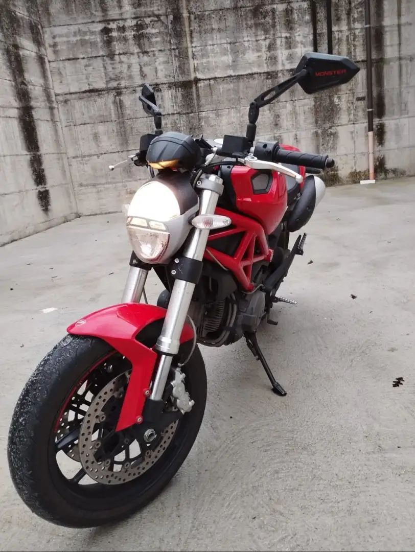 Ducati Monster 796 ABS Red - 1