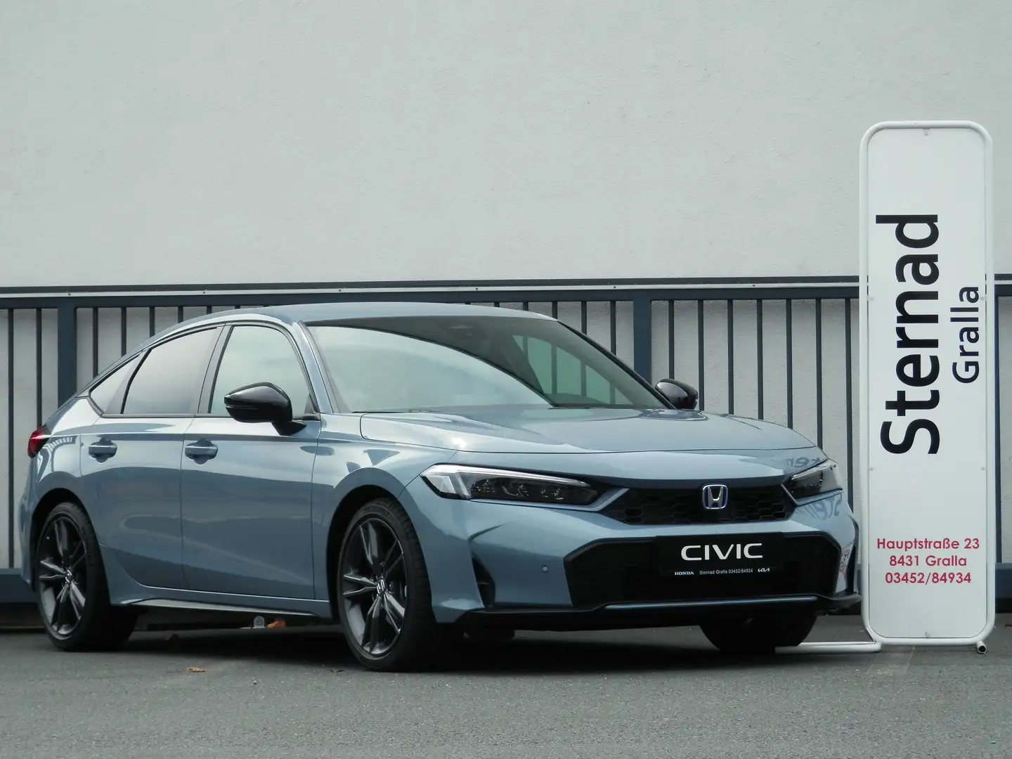 Honda Civic 2.0 i-MMD Hybrid Sport e-CVT Aut. Grau - 1