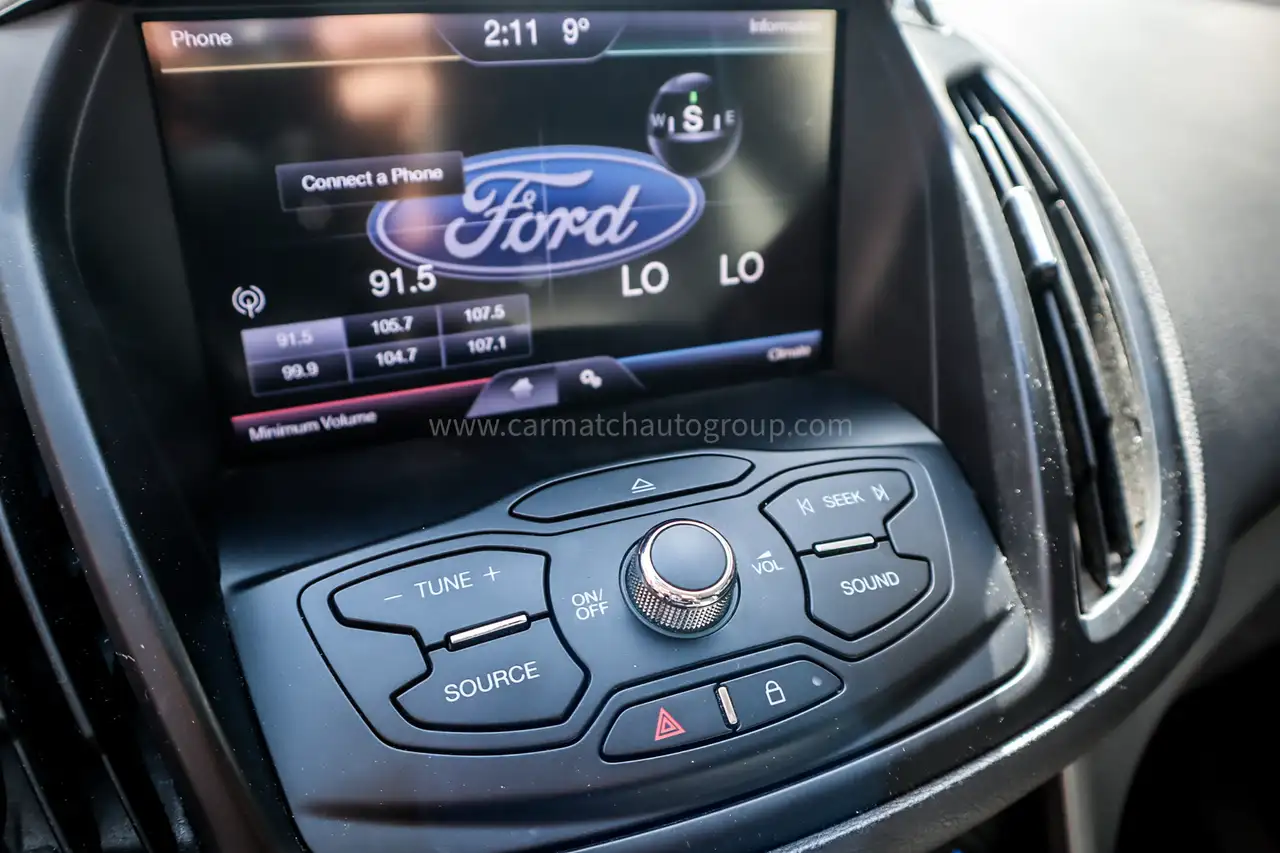 Ford Escape снимка Ford Escape