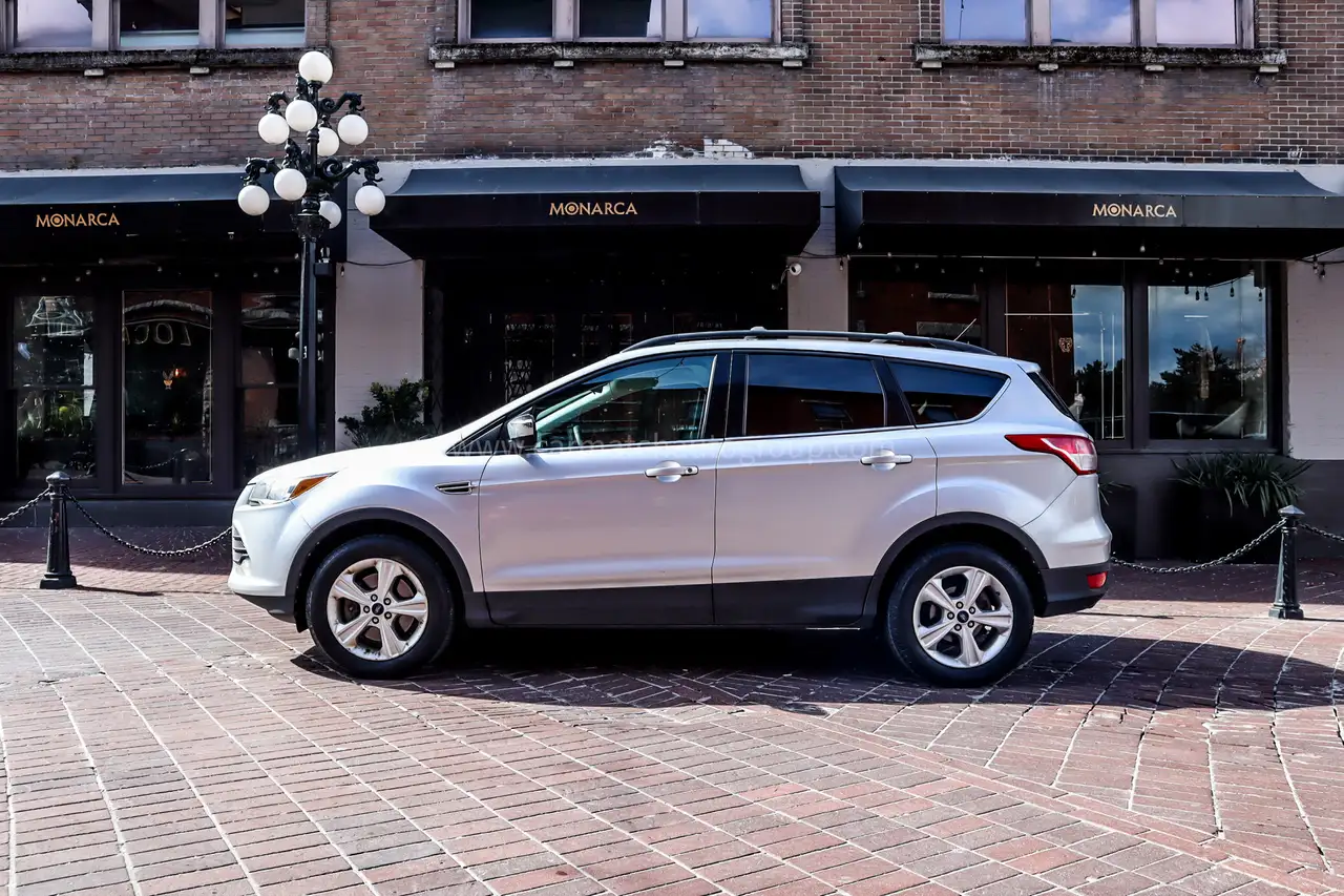Ford Escape снимка Ford Escape