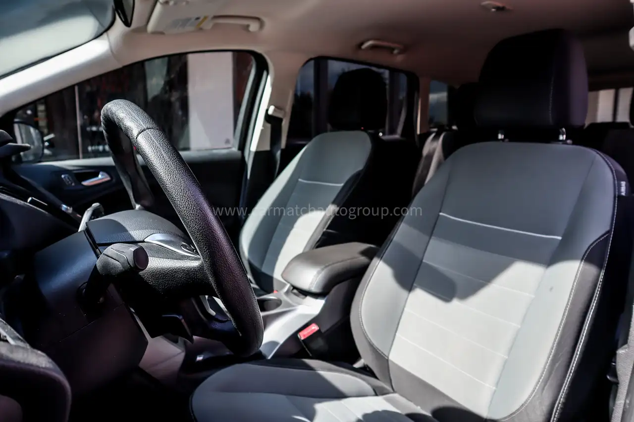 Ford Escape снимка Ford Escape