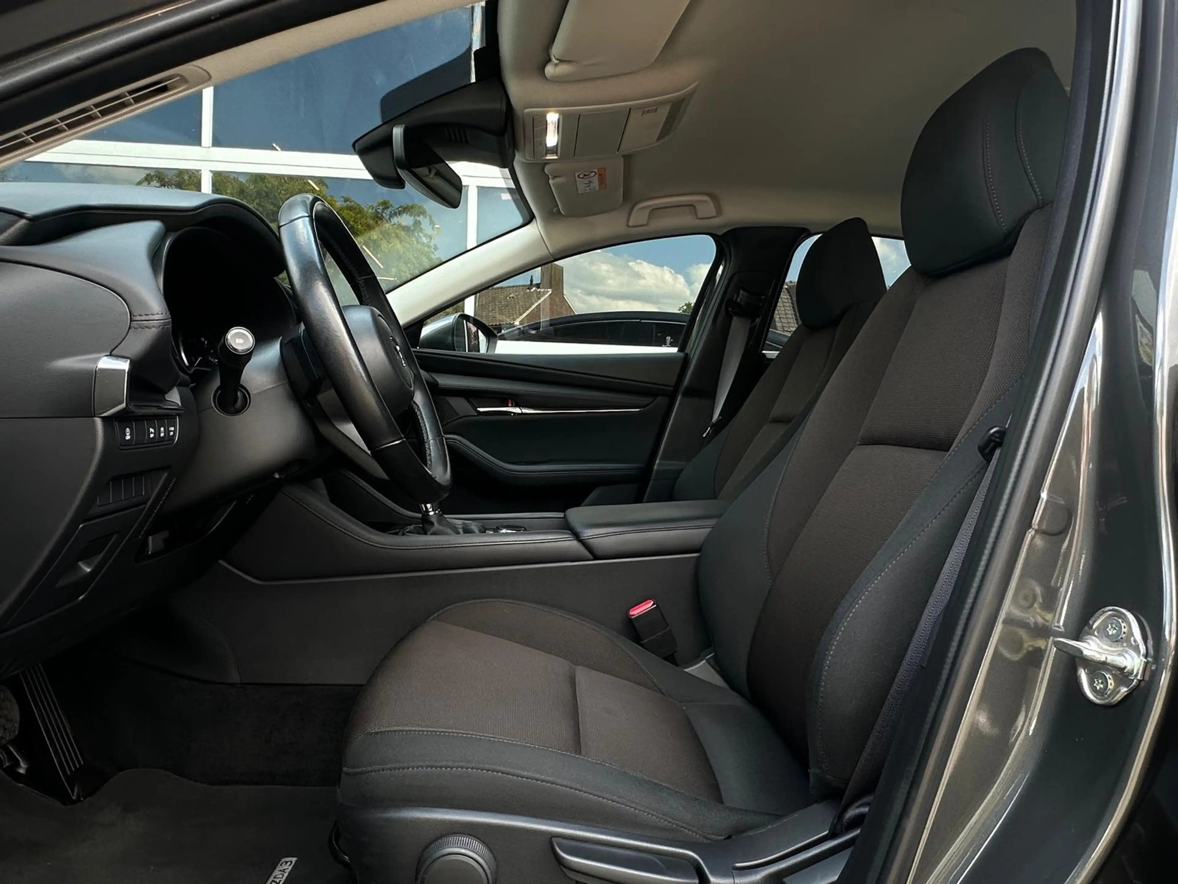 Mazda 3 2.0 e-SkyActiv-G M Hybrid, Automaat, Head-Up, Keyl — photo 19